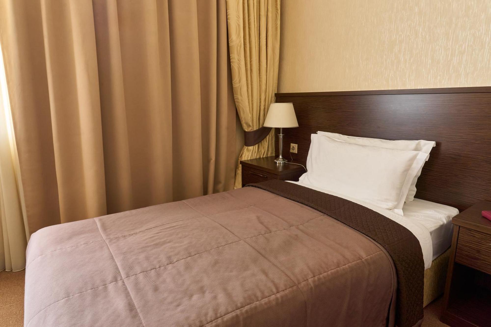 Kainar Hotel Shymkent Esterno foto