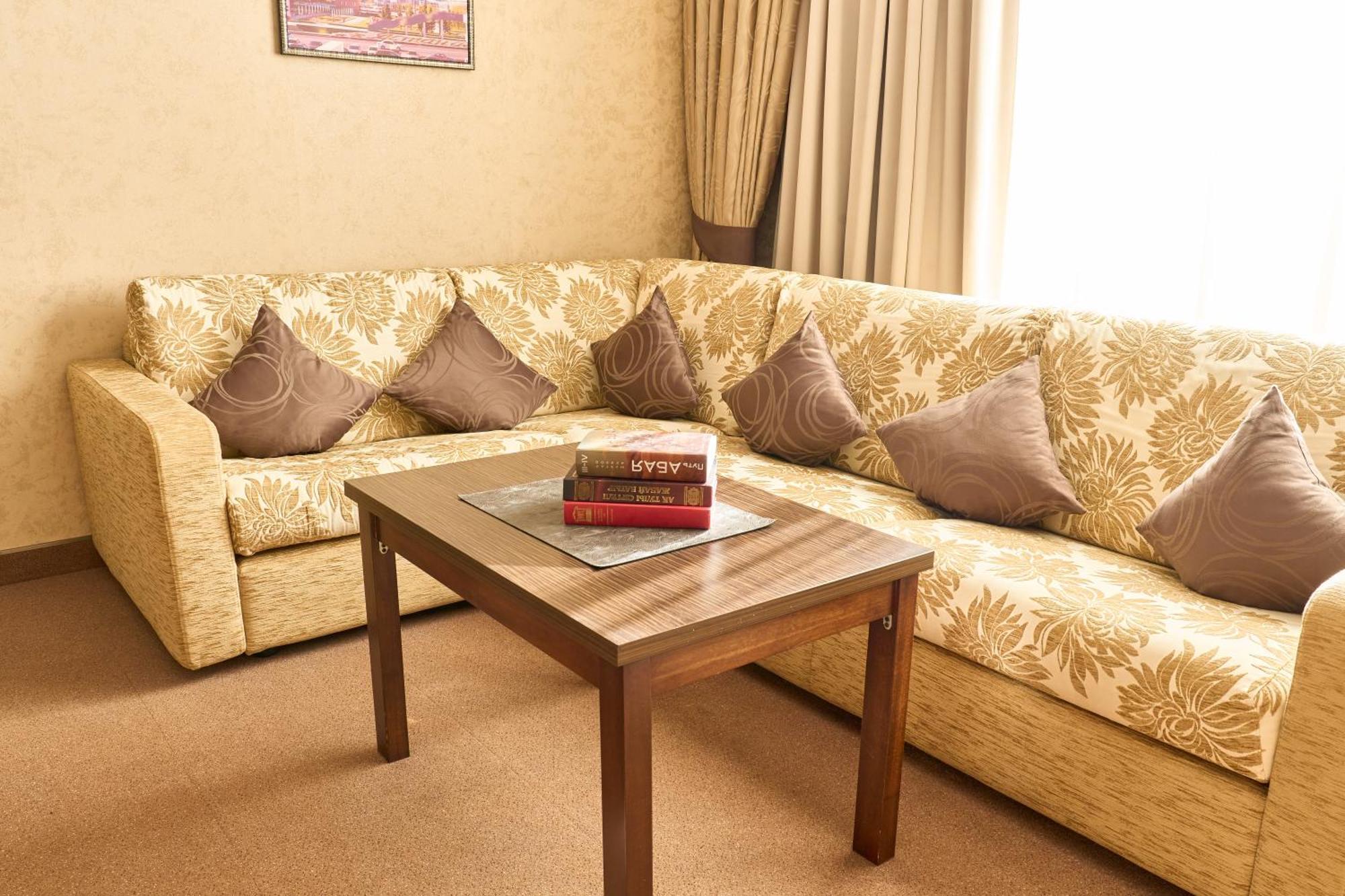 Kainar Hotel Shymkent Esterno foto