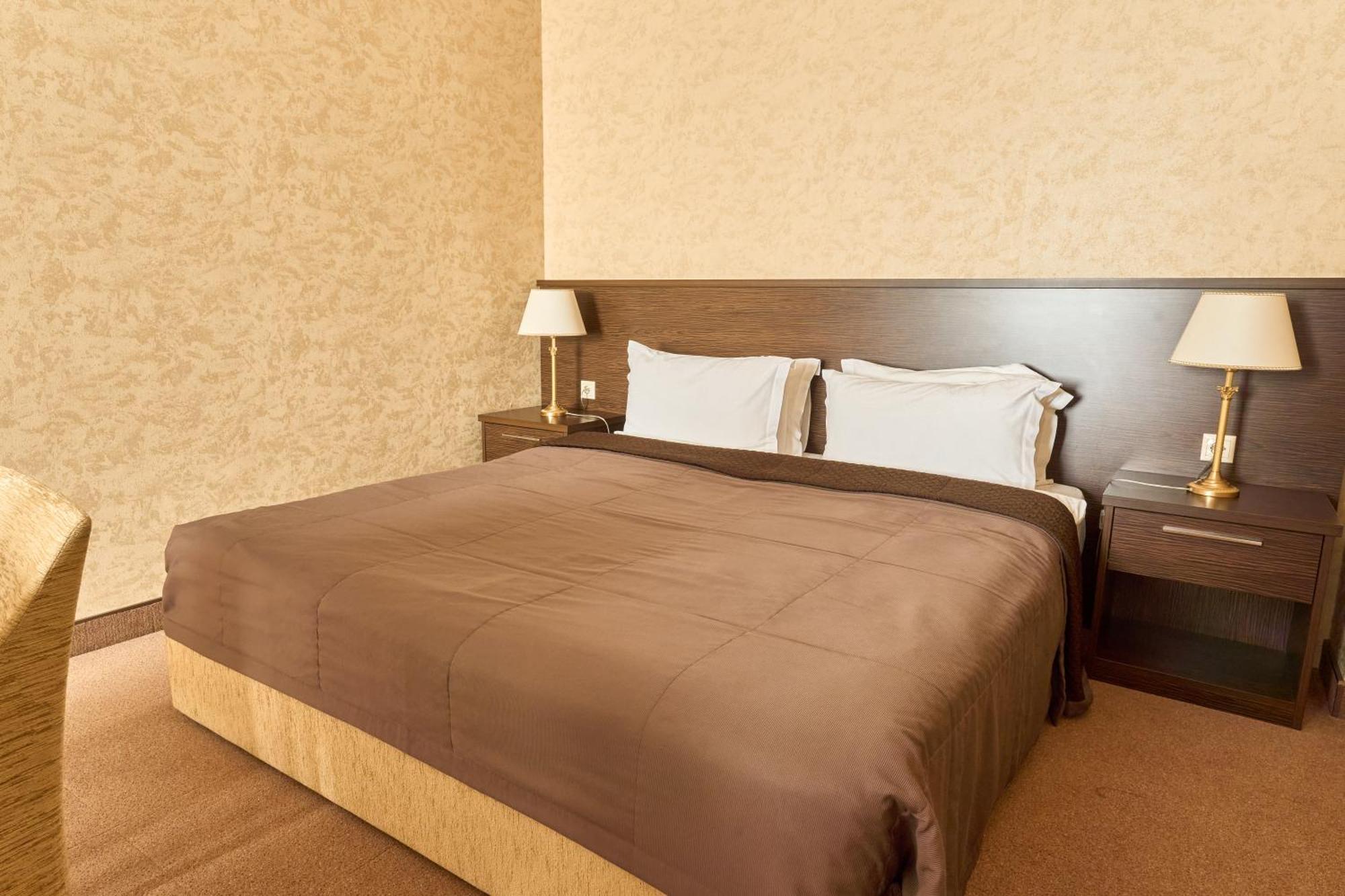 Kainar Hotel Shymkent Esterno foto