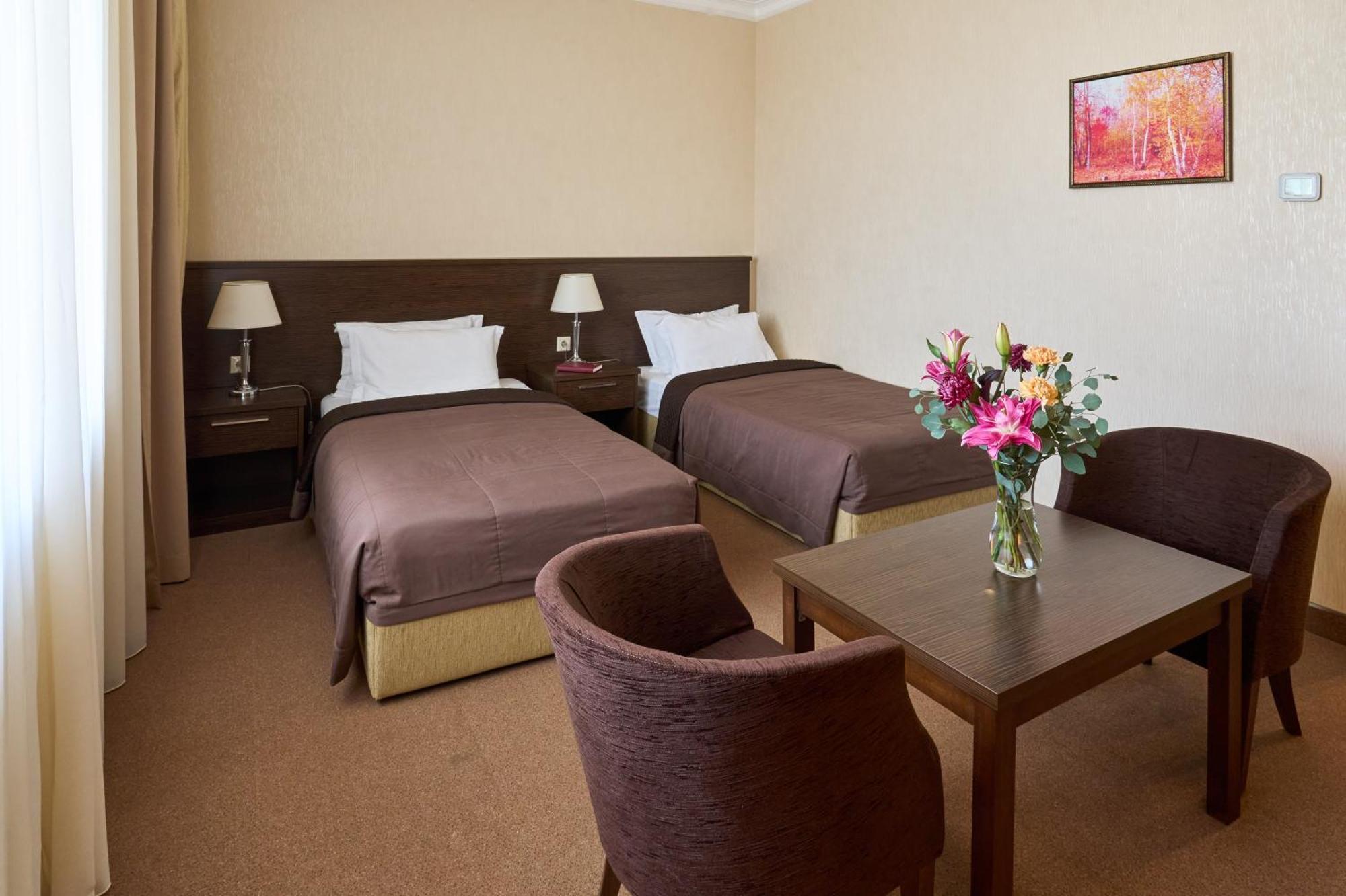Kainar Hotel Shymkent Esterno foto