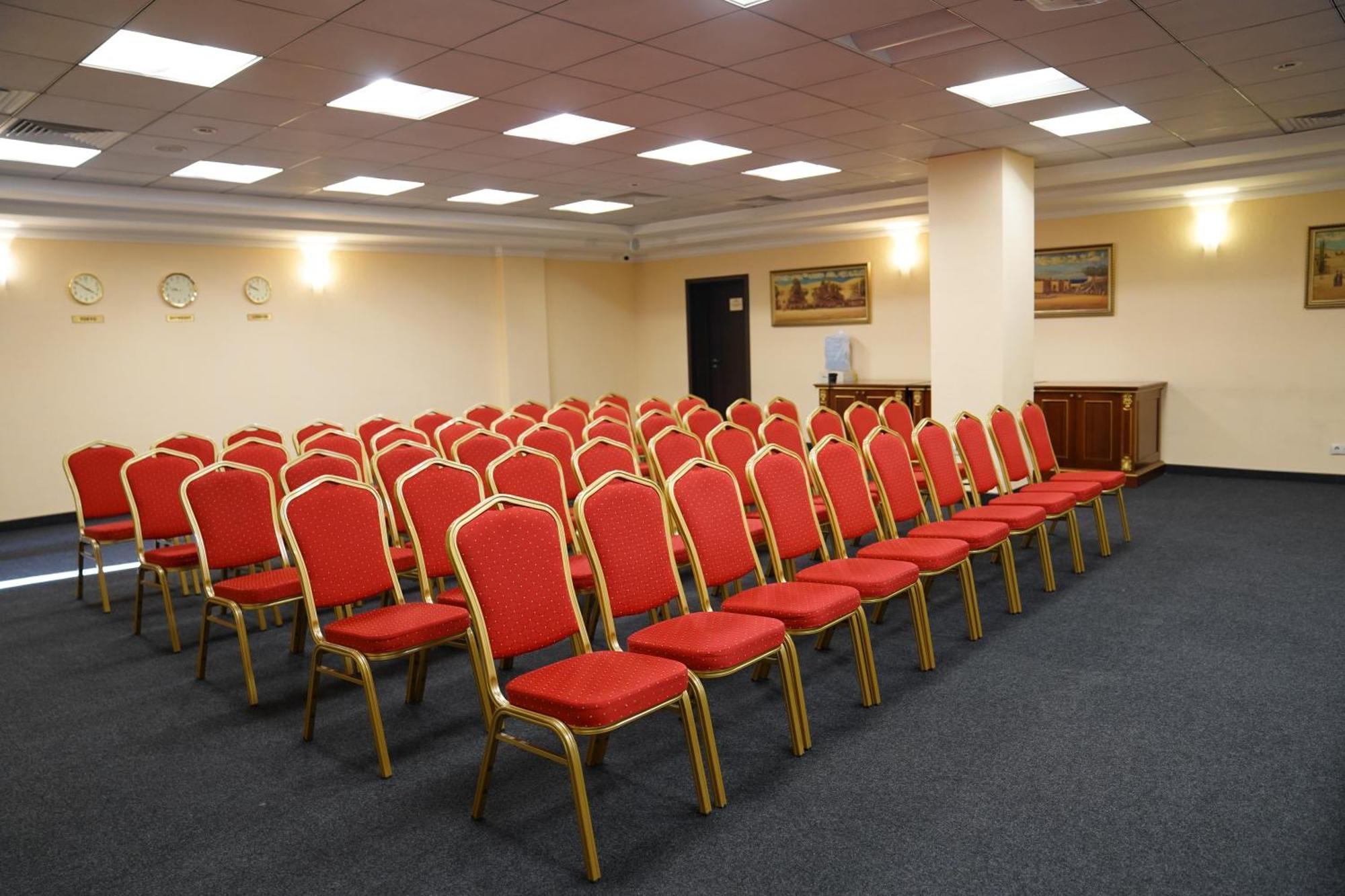 Kainar Hotel Shymkent Esterno foto